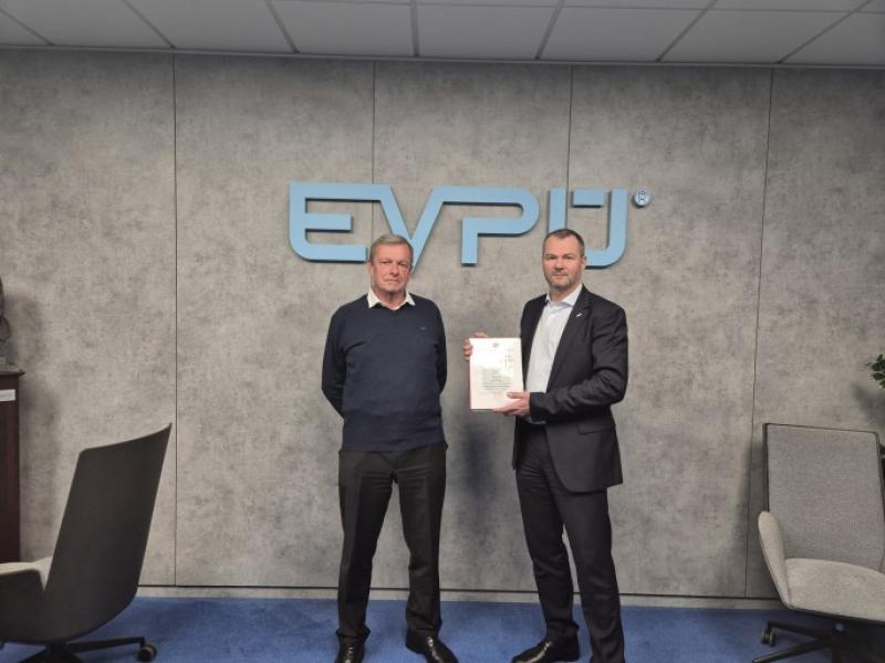 ODOVZDÁVANIE OSVEDČENÍ O ZHODE SPOLOČNOSTI EVPÚ a.s., NOVÁ DUBNICA