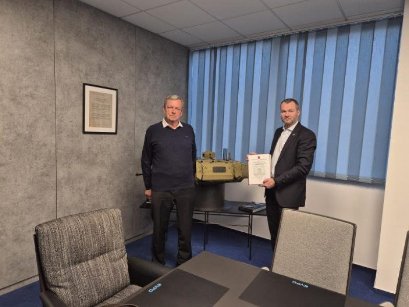 ODOVZDÁVANIE OSVEDČENÍ O ZHODE SPOLOČNOSTI EVPÚ a.s., NOVÁ DUBNICA