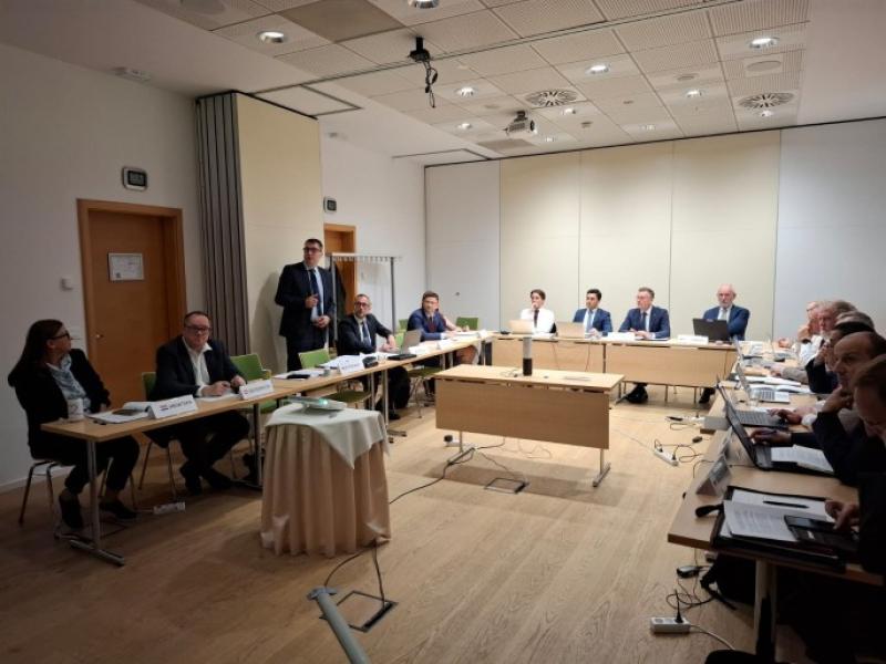 ZASADNUTIE PRACOVNEJ SKUPINY PRE RIADENIE ŠTANDARDIZÁCIE V EDA – EUROPEAN DEFENCE STANDARDIZATION MANAGEMENT GROUP (EDSMG).